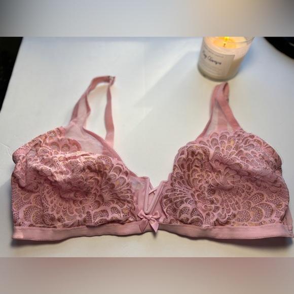 Savage X Fenty Other - Beautiful Savage X Fenty Pink/gold Floral Lace Unlined No Underwire Bra Size 2X